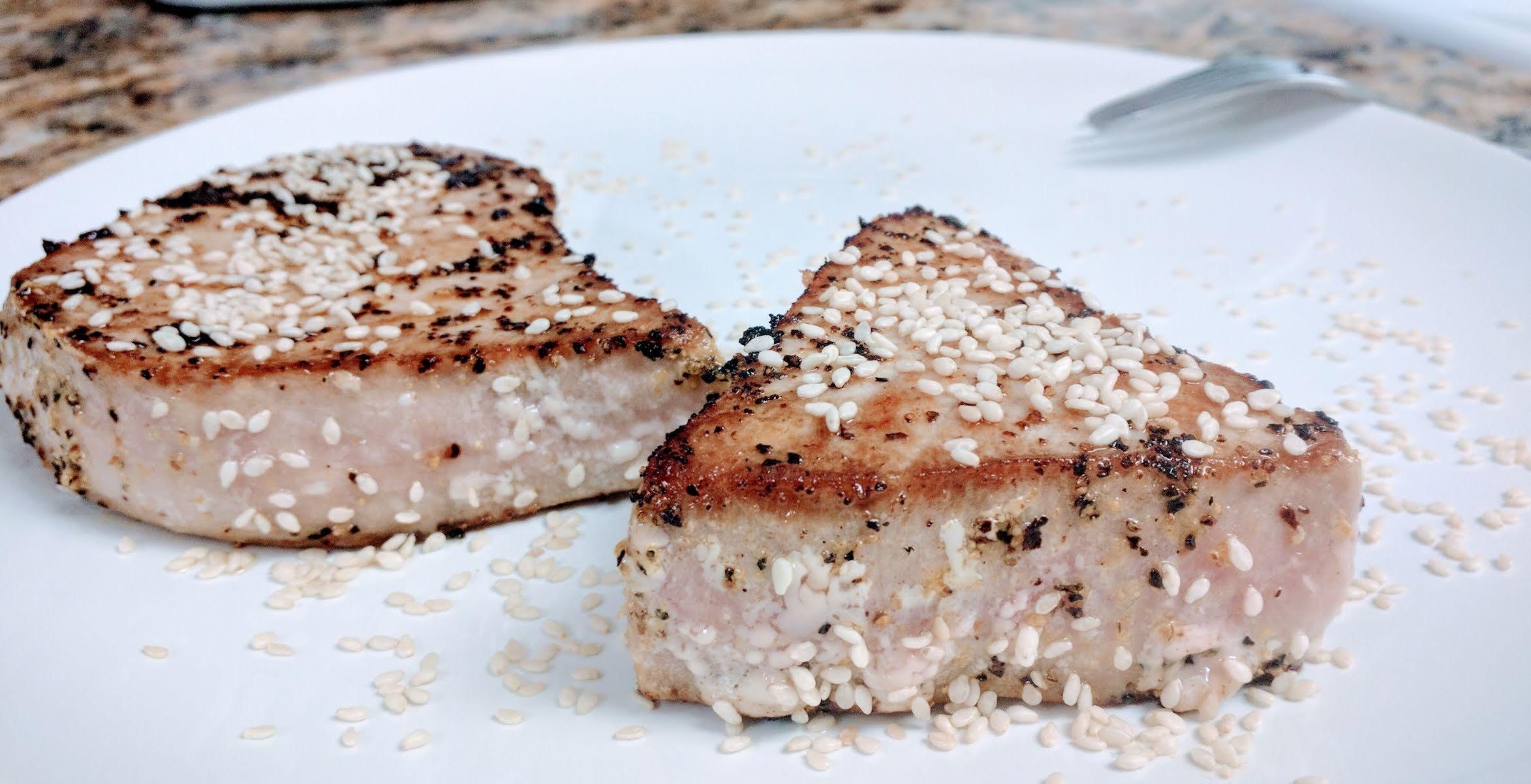 Sealed tuna with sesame seeds de 0 Kcal Receta fácil en la app Avena