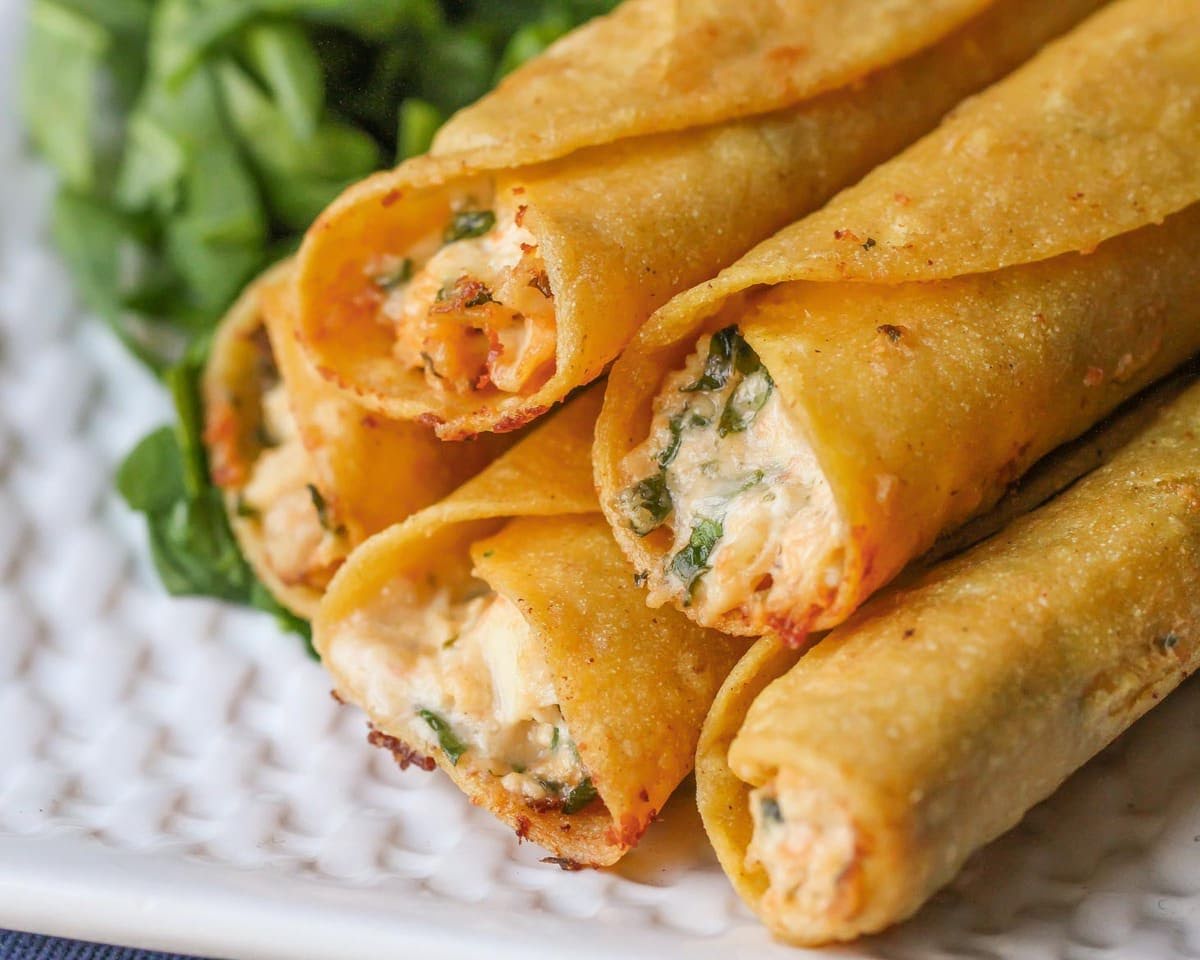 Chicken taquitos de 311.7 Kcal