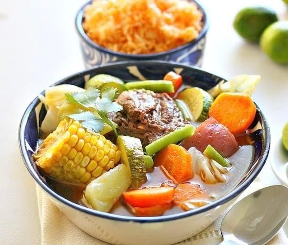 Caldo de res de 359 Kcal