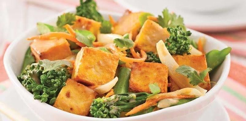Guisado de tofu con verduras