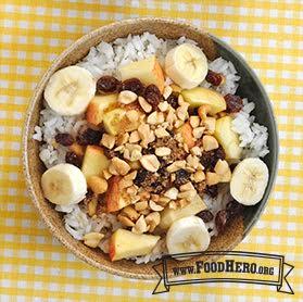 Bowl dulce de arroz con frutas y nueces de 382 Kcal