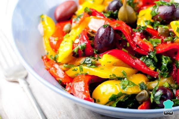 Ensalada de pimientos con frijol cocido