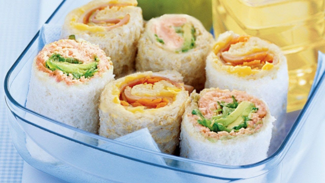 Sushi sandwich con pollo y espinacas. de 163 Kcal