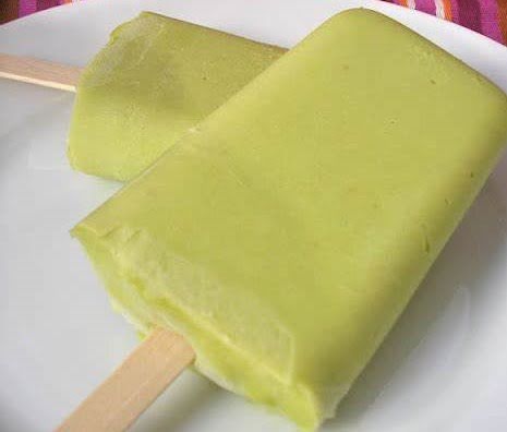 Paletas de aguacate de 260 Kcal