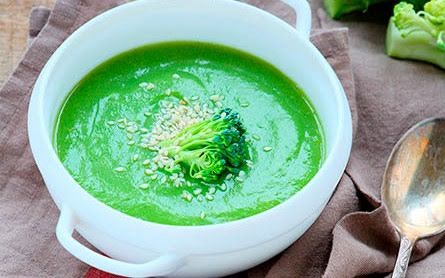 Papilla de brócoli , espárragos y atún. por Avena Salud
