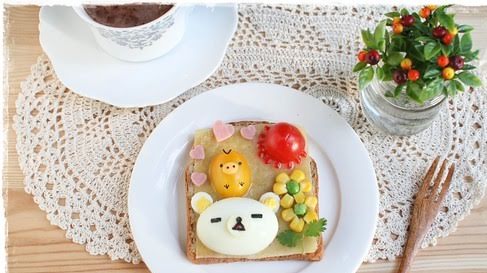 Toast de osito de huevo de 381 Kcal