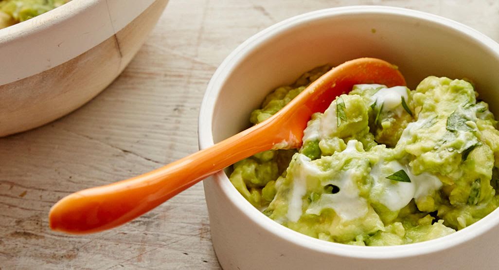 Papilla de guacamole con yogurt de 193 Kcal