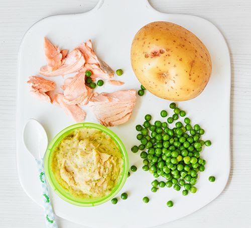 Papilla de salmón, papa y chícharo