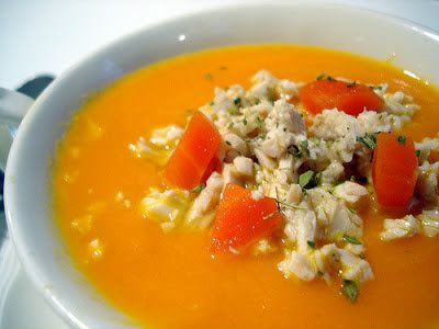 Sopa de zanahoria y pollo