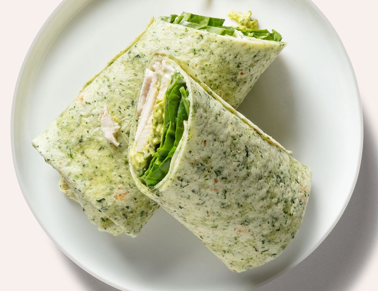 Wrap de pechuga de pavo al pesto de 318.7 Kcal