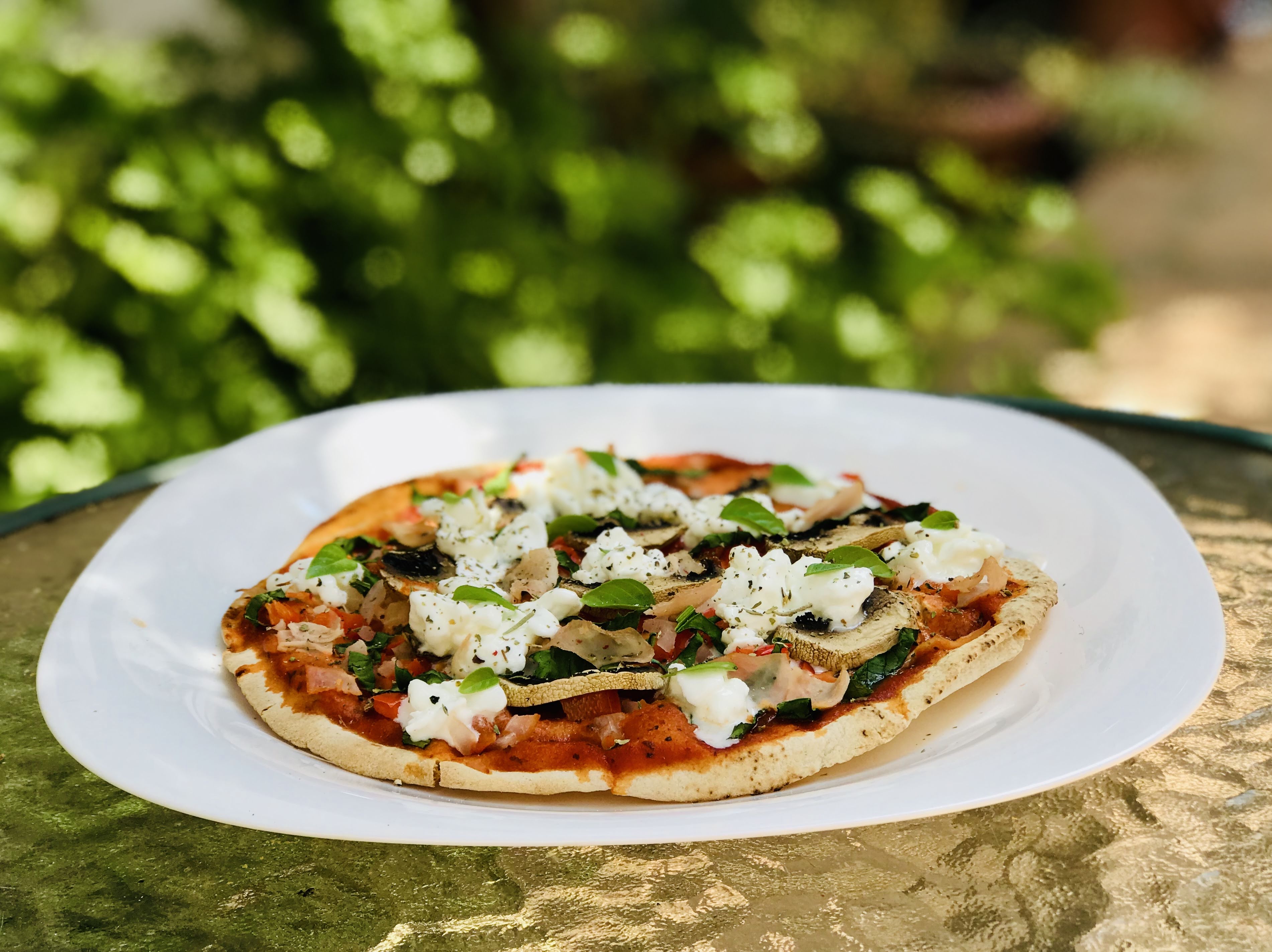 Pizza de champiñones y espinaca de 222 Kcal