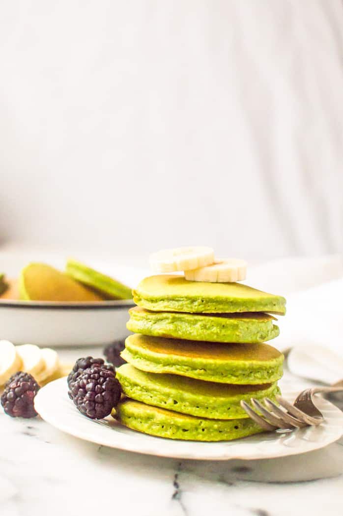 Spinach and Banana Pancakes de 345.2 Kcal