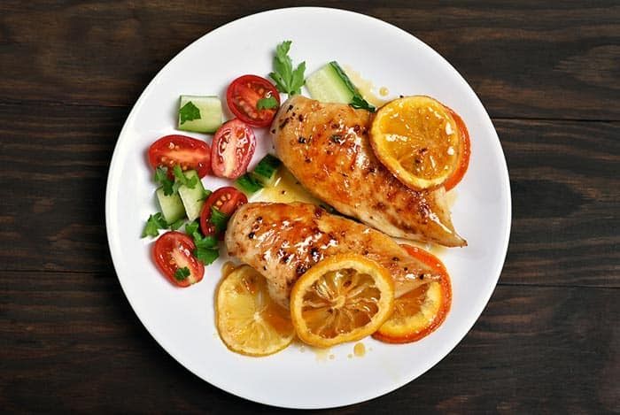 Pollo a la naranja con jengibre de 192.2 Kcal