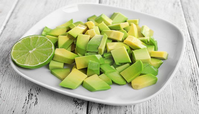 Aguacate picado de 54 Kcal