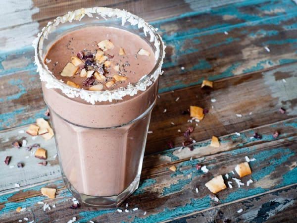 Licuado de coco y chocolate de 113 Kcal