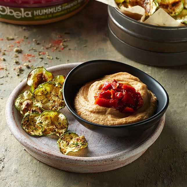 Hummus de garbanzo con chips de calabaza de 122.8 Kcal Receta fácil en la app Avena