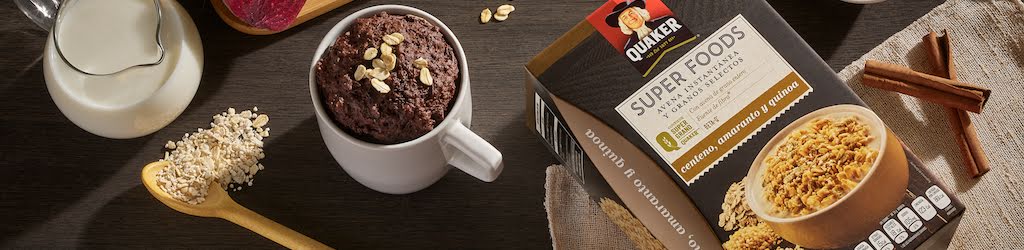 Mug cake de chocolate y betabel con avena Quaker®