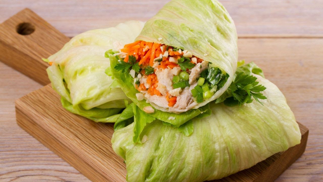 Wrap de lechuga y atún de 139 Kcal