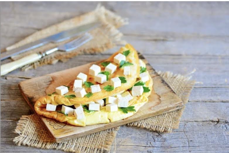 Receta De Fitness Con Tortitas De Avena Cubierto Con Requesón Y Hierbas  Fotografía De Stock Alamy 