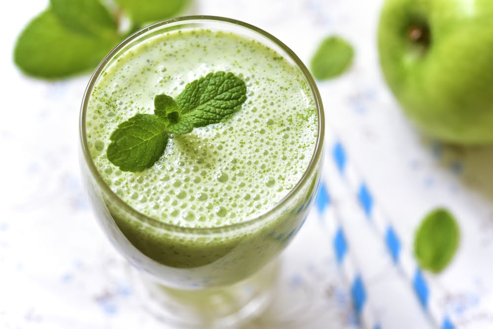 Smoothie verde con avena Quaker® de 216 Kcal