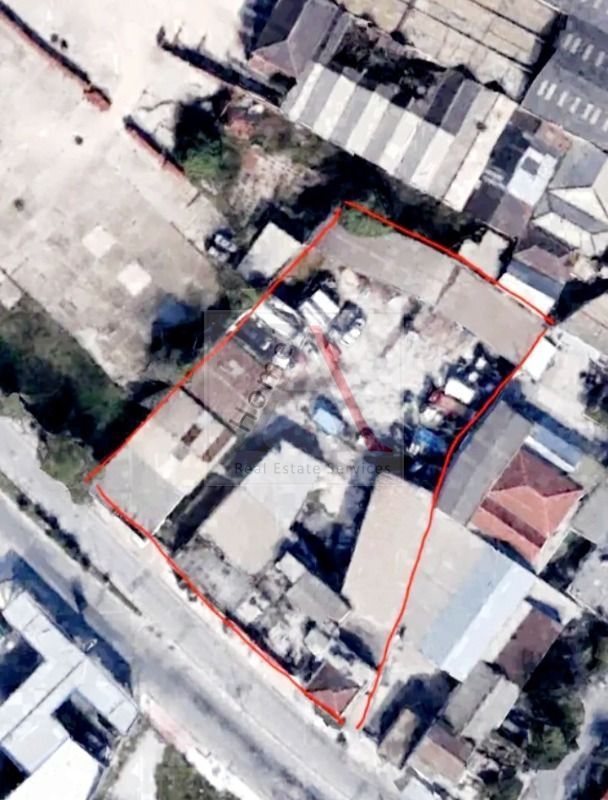 4300 m² Plot