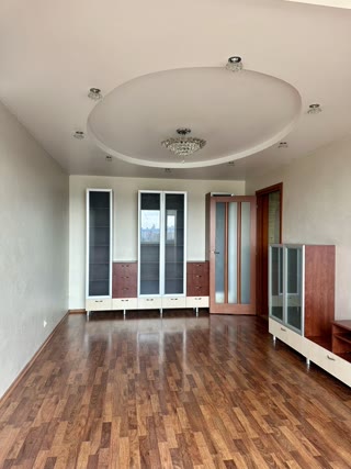 Продаж 3к квартира Василя Іваниса (Матеюка)