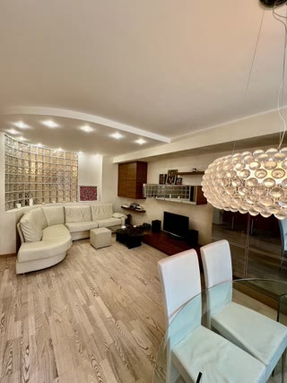 Продаж 3-кімнатної квартири на Позняках біля ТРЦ River Mall