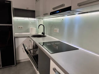 Продається 2-кімнатна квартира, 72 м² в ЖК Венеція