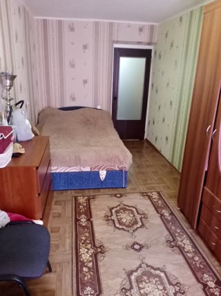 Продам 2х кімнатну квартиру в районі стадіону