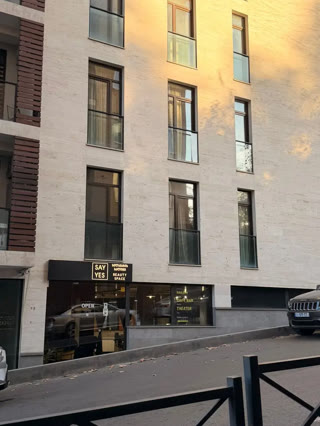 Universal commercial space for rent in Saburtalo