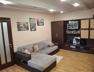 Продаж 2-кімнатної квартири з ремонтом, метро Дорогожичі