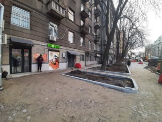 Магазин ул. Івана Франка