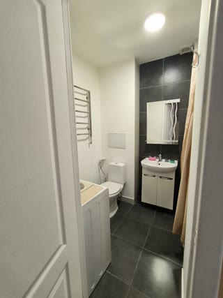 For sale studio apartment at Zakhysnykiv Ukrainy metro station, Parkovyi Kvartal residential complex