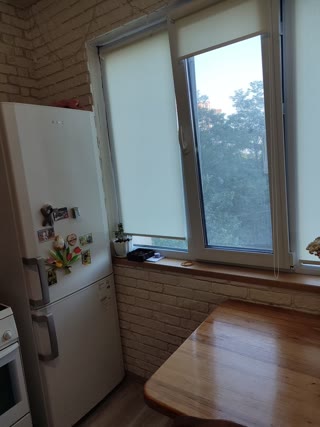 Продається 2 кім. квартира 60 м2 у Деснянському районі. Троєщина