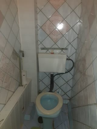 Продам 4хкомнатну квартир