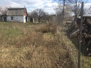 Продам дачу 30кв м ділянка 6 соток 5 хвилин від метро ХТЗ