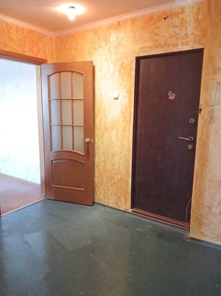 Продам 2к квартиру м-н Сонячний