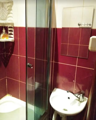 Продам гостинку Велика Панасівська