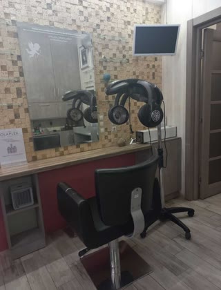 Сдам Салон Красоты м. Научне, Павлове Поле