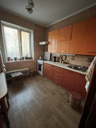 Продаж 3-кімнатної квартири на Відрадному