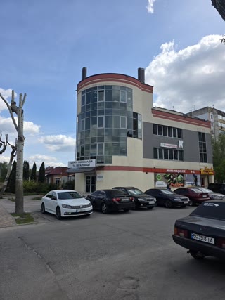 Оренда комерційного приміщення 180 кв.м. Обухів