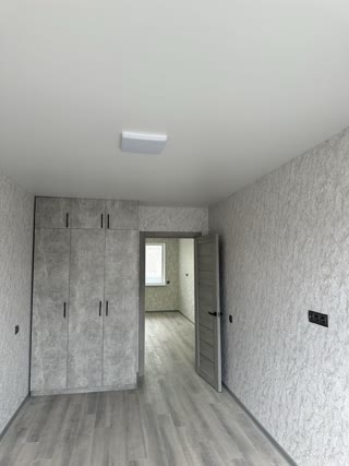 Продам 2х к квартиру Комунальний ринок, Нові Дома