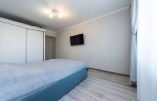Продається 3 кім. квартира 70м2 м.Лівобережна