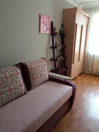 Продам 2х кімнатну квартиру на Одесській