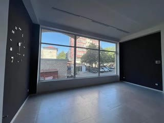 Office commercial space for rent in the San. Zone