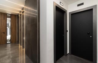 550 m² Building