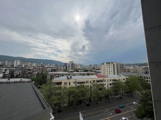 იყიდება 3 ოთახიანი ბინა საბურთალოზე
