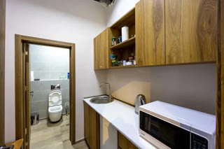 Universal commercial space for rent in Dighom massif