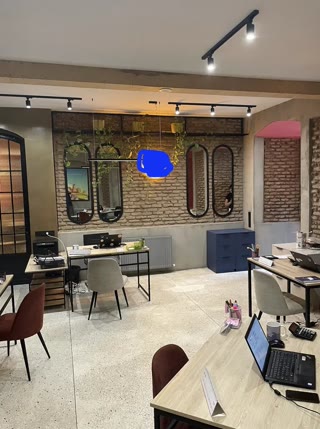Commercial office space for rent in Sololaki