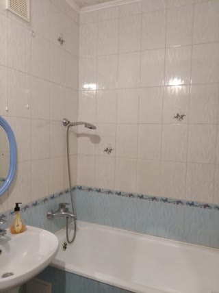 Продається 3 кім. квартира 56м2 метро Дарниця